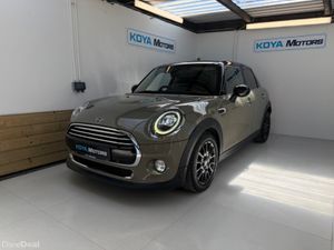 Mini Cooper 1.5 COOPER STEALTH SERIES 5DR PETROL A - Image 3