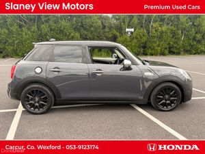 Mini Cooper 2.0 D SD 5DR COOPER - Image 4