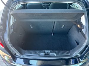 Ford Fiesta TITANIUM 1.10 85PS 5SPEED 4DR - Image 2
