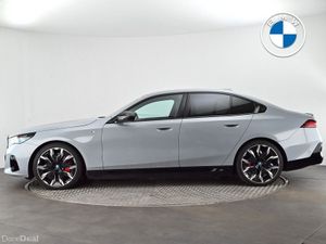 BMW i5 eDrive40 M Sport Pro Saloon - Image 3