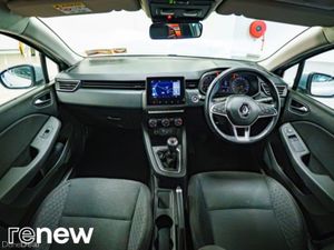 Renault Clio Iconic TCe 100 MY19 - Image 3