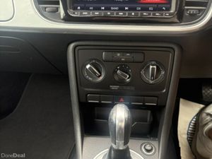 Volkswagen Beetle 2015 - Image 4