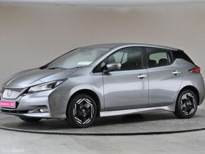 Nissan Leaf EV ACENTA 40KW 150BHP **CARPLAY**REVER - Image 4
