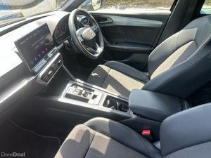 Cupra Leon SP 1.5 eTSI 150HP DSG - Image 3