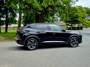 2023 Peugeot e2008 GT - Image 4