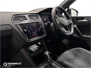 Volkswagen Tiguan Estate Special Edition R-Line Ed - Image 2