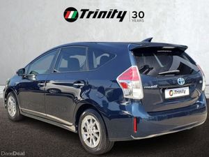 Toyota Prius ** ALPHA S ** 7 SEAT ** AUTO HYBRID * - Image 3
