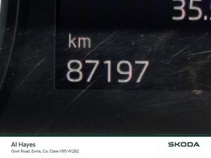 Skoda Karoq **FULL LEATHER**VERY LOW MILEAGE**1.6T - Image 4