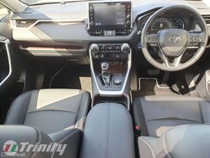 Toyota RAV4 ** HYBRID ** AUTO ** TRINITY MOTORS - Image 2