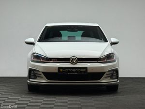 Volkswagen Golf GTI 2.0 - Image 2