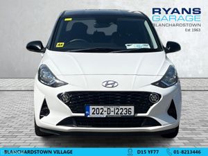 Hyundai i10 DELUXE PLUS 2 TONE ROOF 5DR - Image 2