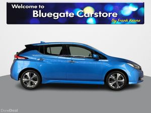 Nissan Leaf EV SV PREMIUM COLD PK **FULL BLACK CLO - Image 3