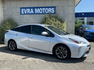 Toyota Prius TOURING SELECTION HYBRID AUTOMATIC 1. - Image 3