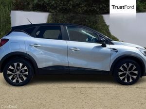 Renault Captur Limited - Image 3