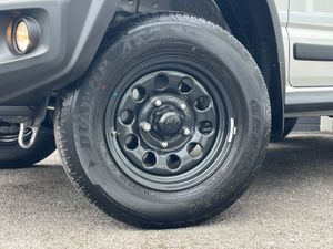 Suzuki Jimny 1.5 LCV 3DR - Image 4