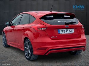 Ford Focus 1.5 TDCI ST-Line 120 BHP..18" Wheels/ C - Image 4