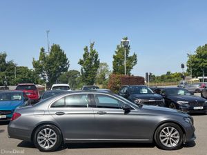 171 Mercedes-Benz E200 Avantegarde *Low Kils* - Image 4