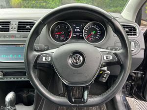 Volkswagen Polo COMFORTLINE 1.2 TSI AUTO // VERY L - Image 4
