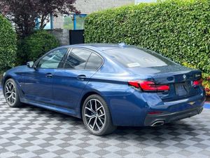 BMW 5-Series 530e LCI M-SPORT 2.0 PLUG-IN HYBRID A - Image 4
