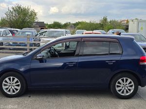 Volkswagen Golf 2013 BlueMotion Automatic 74,000km - Image 2