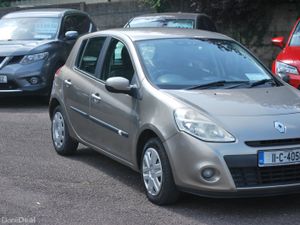 Renault Clio 2011  1.2  5 Door - Image 3