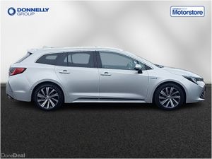 Toyota Corolla Touring Sport Design - Image 4