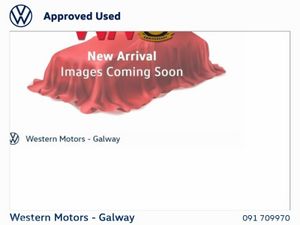 Volkswagen Golf 1.5 eTSI 130HP R-Line DSG MHEV - Image 3