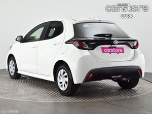 Toyota Yaris 1.5 Hybrid 5Dr Auto - Image 3