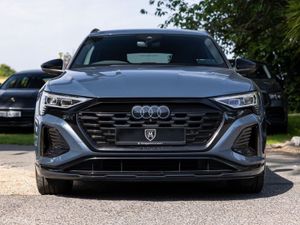 Audi Q8 e-tron 55 Quattro S Line Black Edition - Image 4