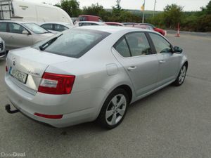 Skoda Octavia AMBITION 2.0 TDI 150HP DSG 4 4DR AUT - Image 2