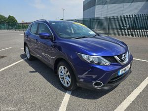 Nissan Qashqai 1.2 PETROL, SVE MODEL, PAN ROOF, LO - Image 4