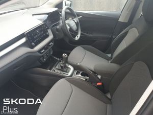 Skoda Fabia Selection 1.0MPi 80HP - Low Rate Finan - Image 4
