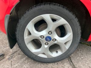 Ford Fiesta 1.25 60PS 4DR 5DR - Image 4