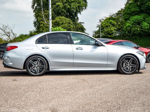 Mercedes-Benz C-Class C200d AMG Night Pack Auto - Image 3