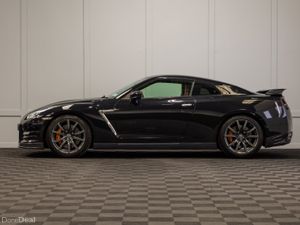 142 Nissan GT-R V6 Black Edition - Image 3