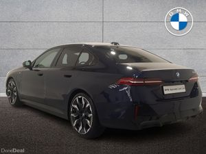 BMW 5-Series 530e M Sport Saloon - Image 3