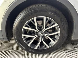 Volkswagen Tiguan CL 2.0 TDI MANUAL 6SPEED FWD 150 - Image 2