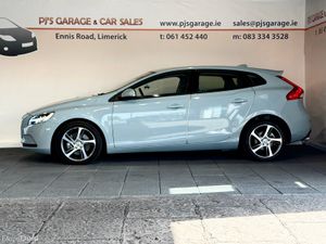 Volvo V40, 2017 - 1 Year Warranty/2 Year NCT - Image 4