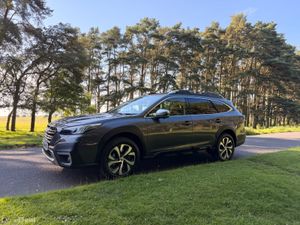 Subaru Outback 2021 AWD Very Rare Car - Image 3