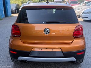 2015 Volkswagen Polo Cross Automatic - Image 3