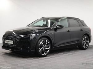 Audi e-tron Black Edition - Image 3