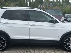 2021 Volkswagen T-cross (Automatic) - Image 4