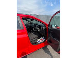 Hyundai KONA N LINE T-GDI MHEV - Image 4