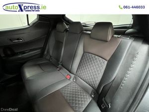 Toyota C-HR 1.8 Hybrid, Reversing camera, Automati - Image 4