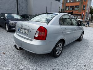 2008 Hyundai Accent 1.4 Deluxe - Image 4