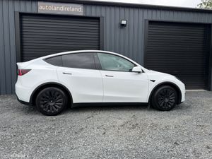 231 Tesla Model Y Low Km - Image 4