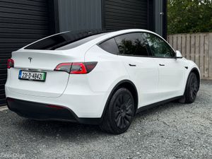 231 Tesla Model Y Low Km - Image 3