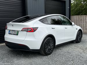 222 Tesla Model Y Standard Plus - Image 3