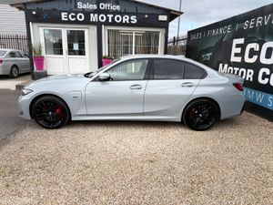 BMW 3-SERIES 2024 - 330E - AS NEW ! - Image 4