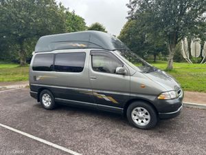 Toyota HiAce 3.0D Auto Granvia Camper - Image 2